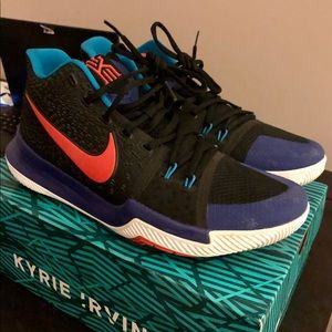 Nike Kyrie 3 Kyrache Light